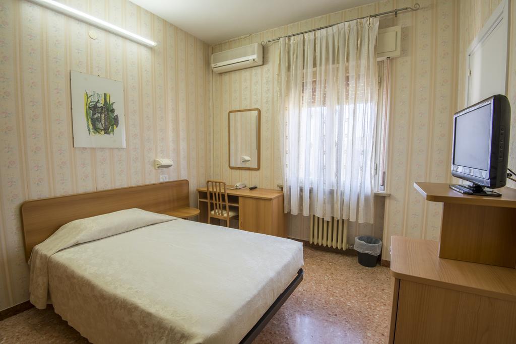Albergo Ristorante Edo Forlimpopoli Cameră foto